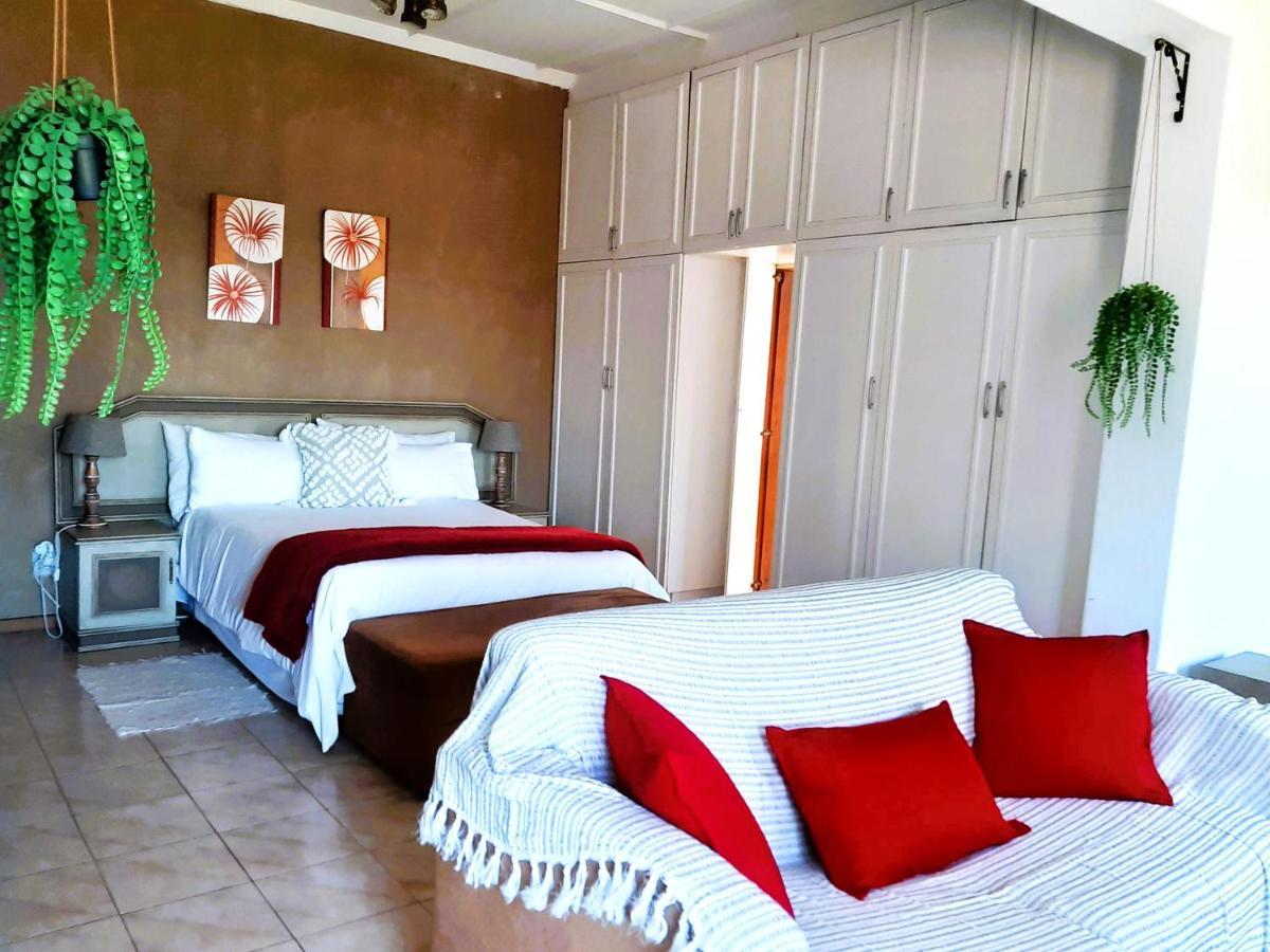 Old Mill Guest House Дърбан Екстериор снимка